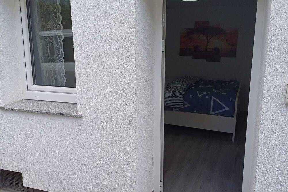 Ganze Wohnung, Modernes Apartment am Rand von Stuttgart in Ludwigsburg, Landkreis Ludwigsburg