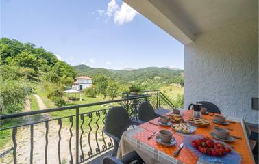 Casa Vacanza per 6 Persone in Varese Ligure, Provincia di La Spezia, Foto 3