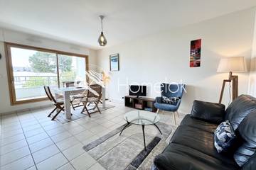 Gîte pour 4 personnes, avec balcon, adapté aux familles dans Pérello