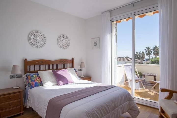 Villa pour 8 personnes, avec jardin ainsi que piscine et terrasse à Calafell - 2