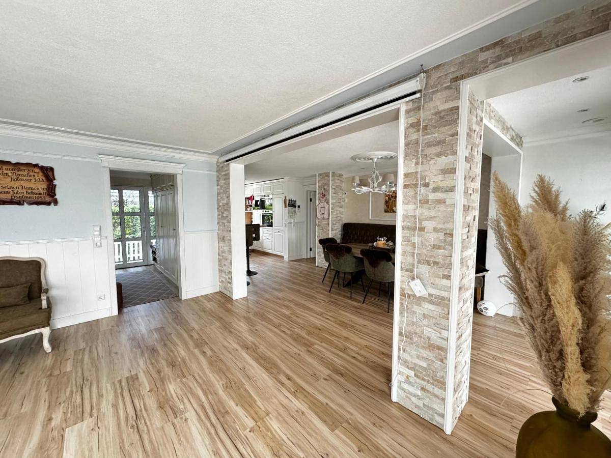 Ganze Wohnung, Two-Bedroom Apartment in Ebersbach an der Fils, Landkreis Göppingen