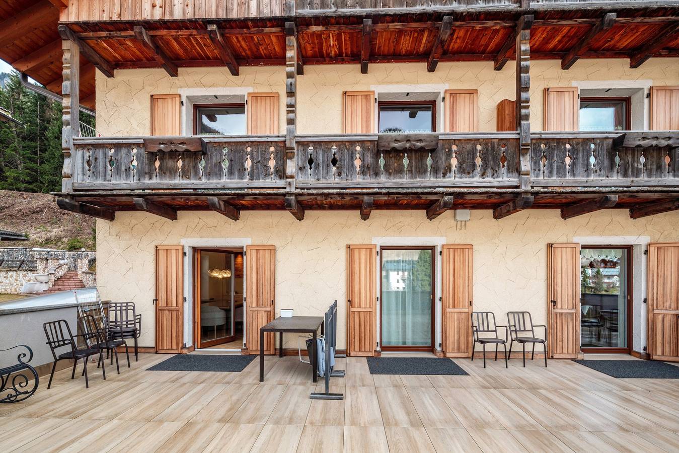 Ganze Wohnung, Ferienwohnung 'Chalet Buffaure A Parte' mit Bergblick, privater Terrasse und Wi-Fi in Pozza di Fassa, San Giovanni di Fassa