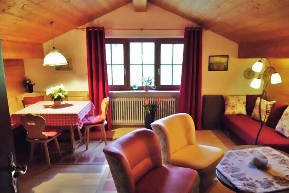 Ganze Wohnung, Ferienwohnung- 3 Personen, 58qm, 1 Schlafzimmer, Balkon, Tv in Anger, Bayerische Alpen