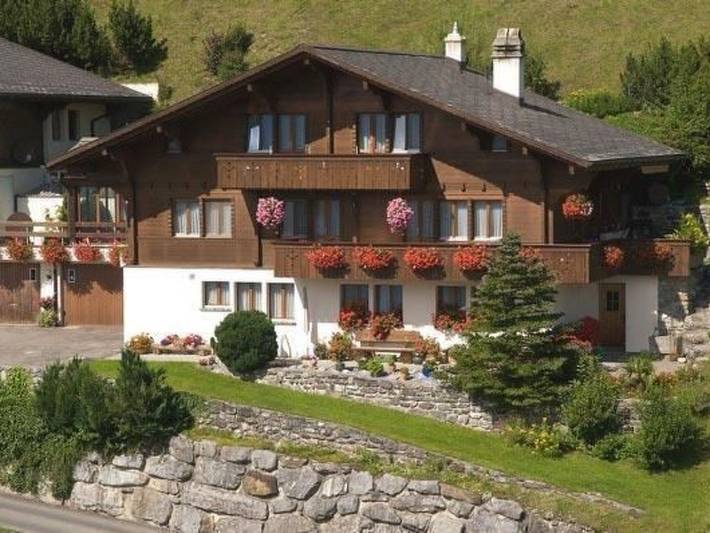 Ferienwohnung für 2 Personen, mit Terrasse und Garten sowie Ausblick und Seeblick in Hasliberg