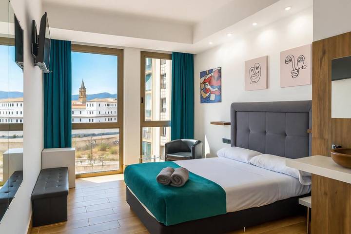 Alojamiento y desayuno para 2 personas en Málaga Centro