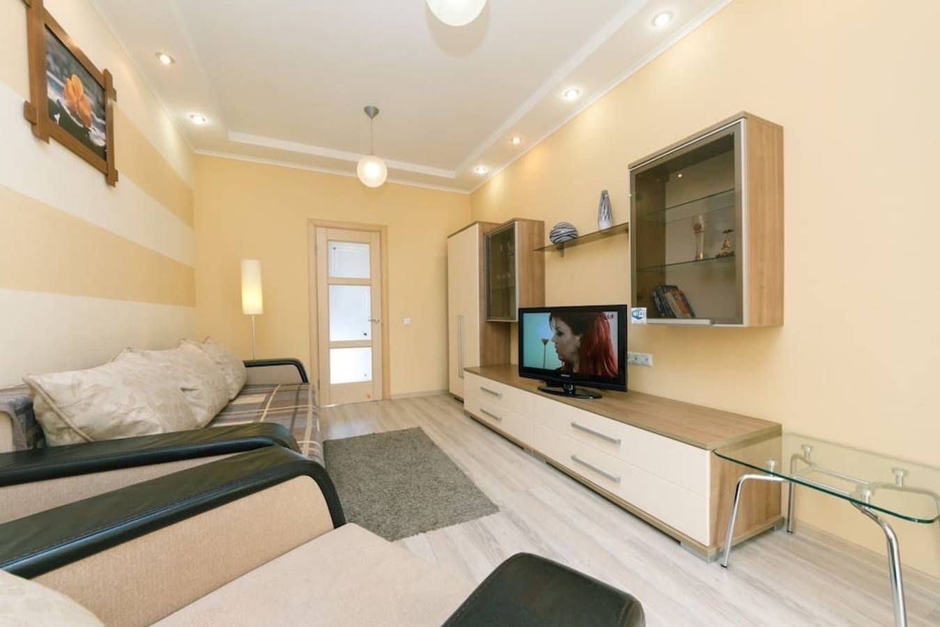 Entire holiday apartment, Two-room. 54 Khreshchatyk St. Centre of Kiev in Kyiv, Shevchenkivskyi district