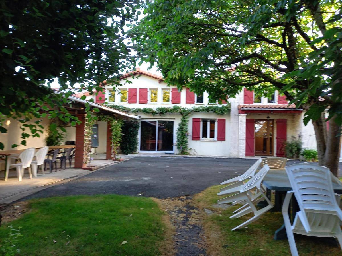 Gîte 'Chez René' - 10 min du Puy Du Fou in Les Herbiers, Vallée de la Loire
