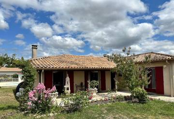 Chambre d’hôte pour 2 personnes, avec jardin et piscine dans Parc naturel régional du Médoc