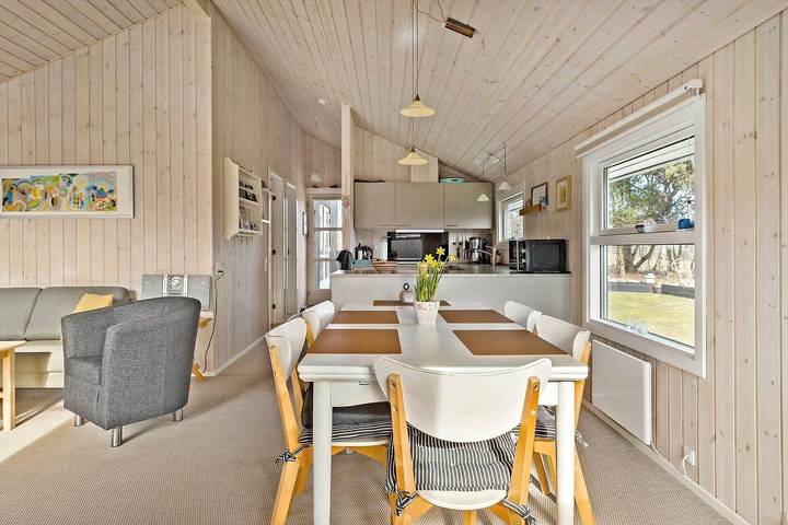 Ferienhaus für 4 Personen, mit Garten und Terrasse in Tversted - 3