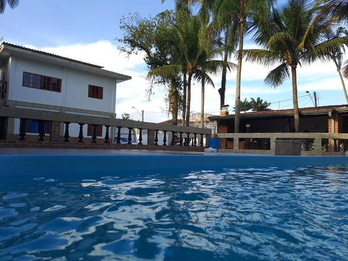 Casas e apartamentos de temporada para 2 pessoas, com terraço e piscina em Riviera de São Lourenço