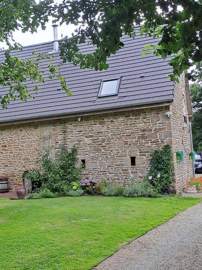 Location de vacances pour 2 personnes, avec terrasse ainsi que jardin et vue à Savigny-le-Vieux - 4