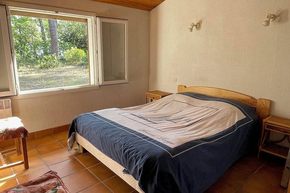 Villa Edge Lake en Parcela de 3000 M2, tranquilo, muelle privado in Lac de Lacanau, Lacanau