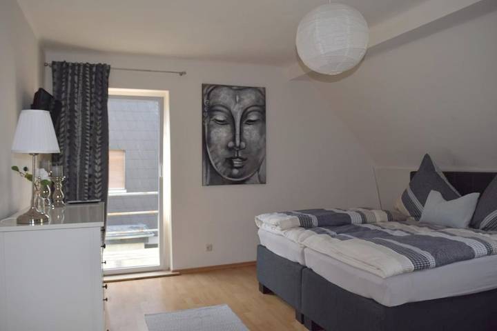 Ferienwohnung für 2 Personen, mit Balkon und Ausblick, mit Haustier in Neumagen-Dhron - 2