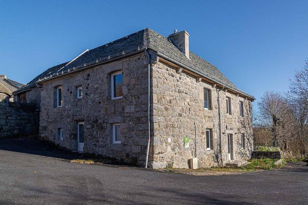 Gîte de Recoules - Recoules-d'aubrac in Recoules-d'Aubrac, Región de Mende