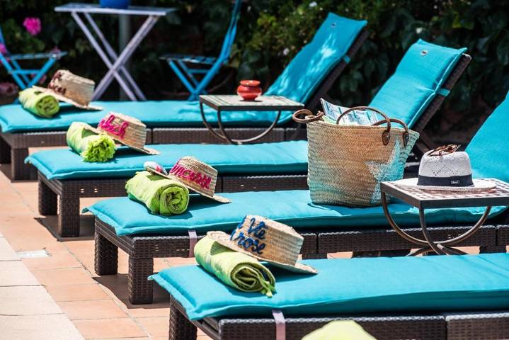 Chambre d’hôte pour 2 personnes, avec Terrasse et Piscine
