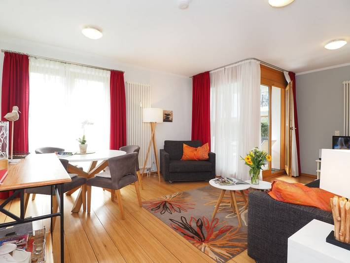 Ferienwohnung für 4 Personen, mit Terrasse und Garten in Heringsdorf