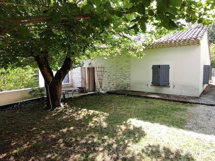 Location de vacances pour 6 personnes, avec Terrasse et Jardin ainsi que Piscine et Vue à Montcuq - 4