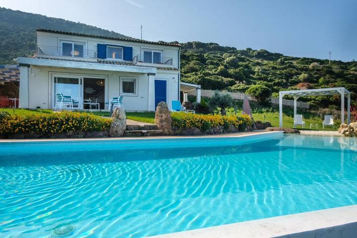 Villa für 7 Personen, mit Pool und Garten sowie Whirlpool