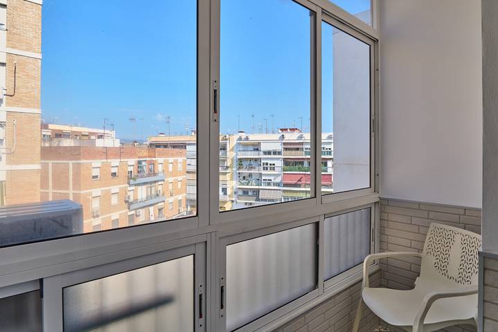Entire apartment, Apartment 'Las 4 Llaves De Córdoba 2' with Private Terrace, Wi-Fi and Air Conditioning in Distrito Sur (Córdoba), Cordoba