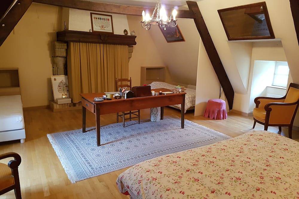 Einfamilienhaus, beheizter Pool, 10 Gehminuten vom Zentrum von Vannes entfernt in Vannes, Côte des Mégalithes