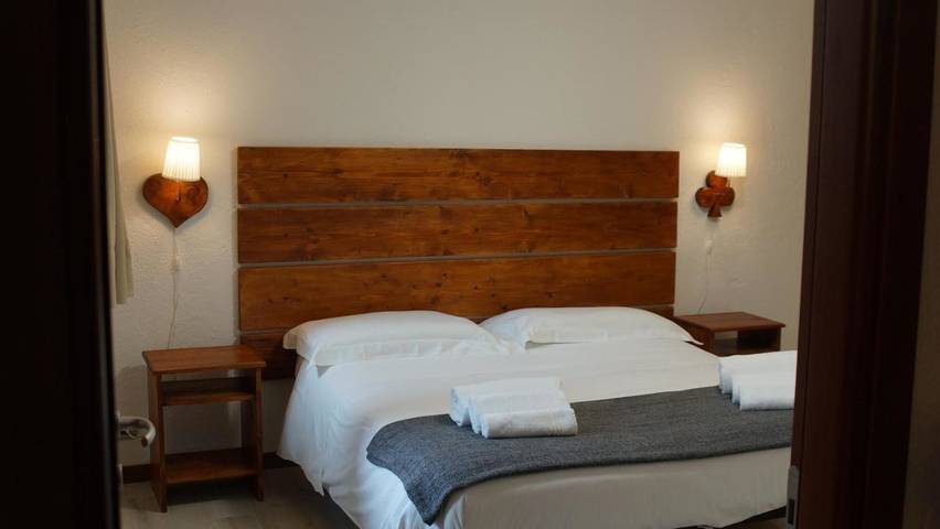 Gîte pour 4 personnes, avec balcon, animaux acceptés à Cesana Torinese - 2