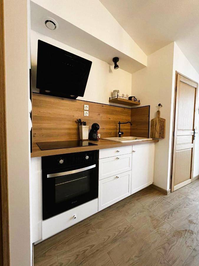 One-Bedroom House in Saint-Josse, Région de Montreuil