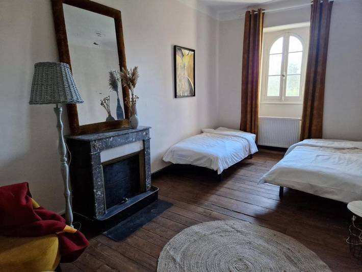 Chambre d’hôte pour 8 personnes, avec piscine ainsi que jardin et vue dans les Landes - 4