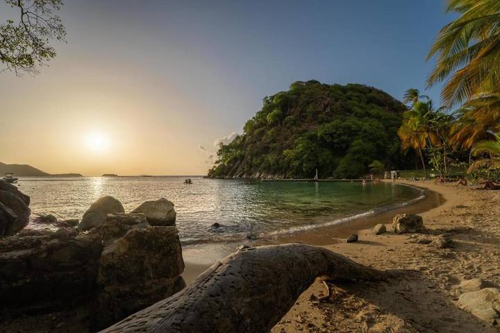 Location de vacances pour 10 personnes, avec balcon et jardin dans Plage du Pain de Sucre - 4