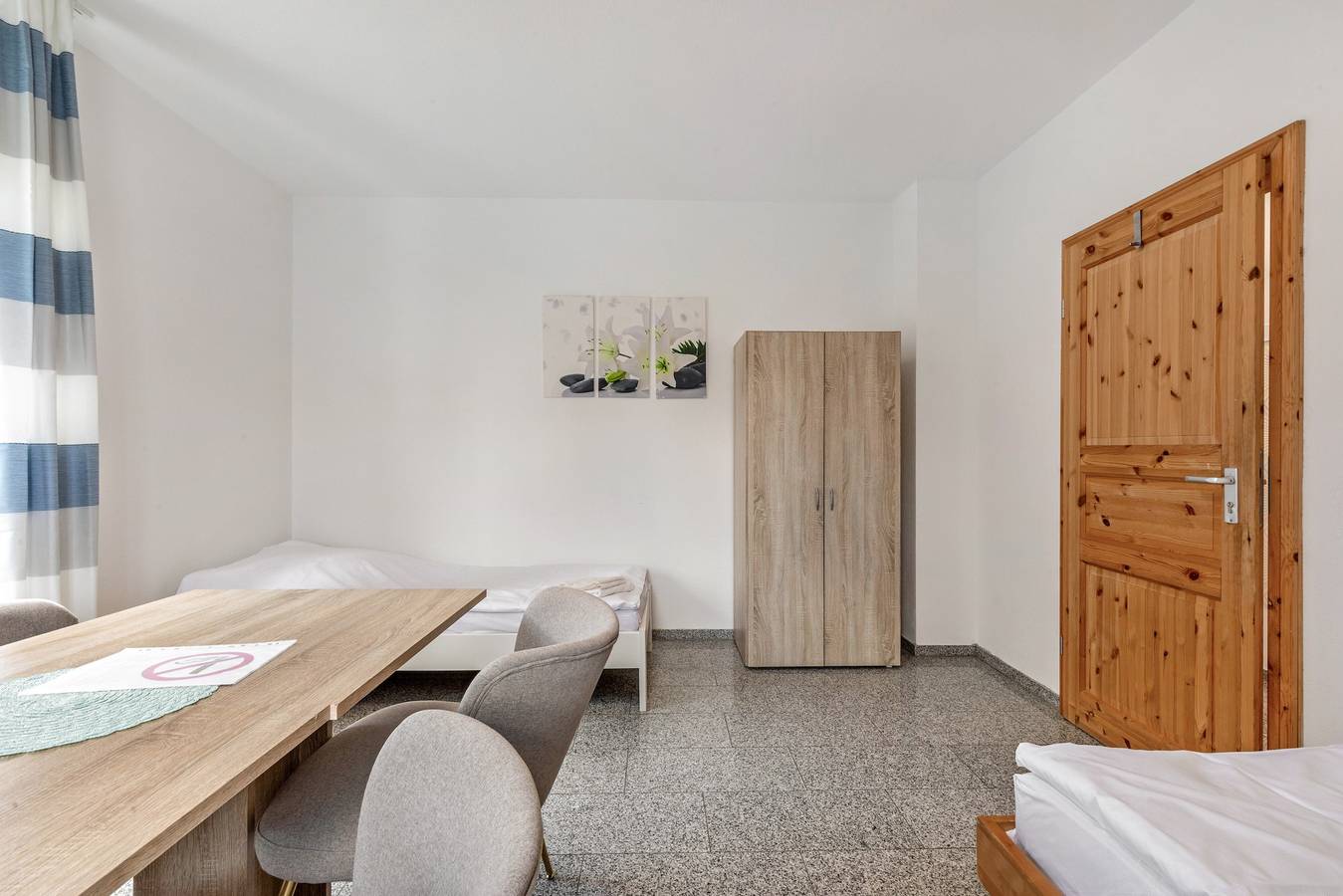 Ganze Wohnung, Apartment 'Ferienwohnung Auf Der Welt Zuhause' mit Wlan in Göppingen, Landkreis Göppingen