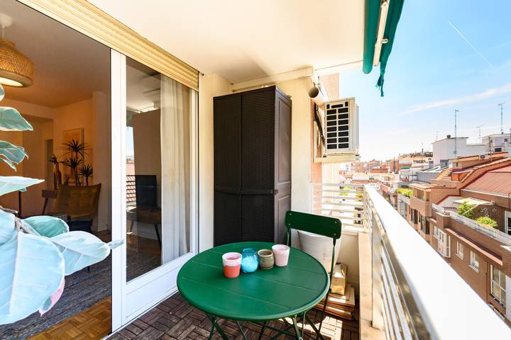 Apartamento entero, M Amplio y elegante apartamento en Prosper in Chamartín (Madrid), Madrid