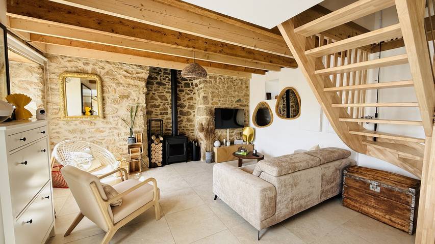 Location de vacances pour 7 personnes, avec Vue sur l’océan et Balcon ainsi que Jacuzzi et Terrasse dans Port Blanc (Penvénan) - 3