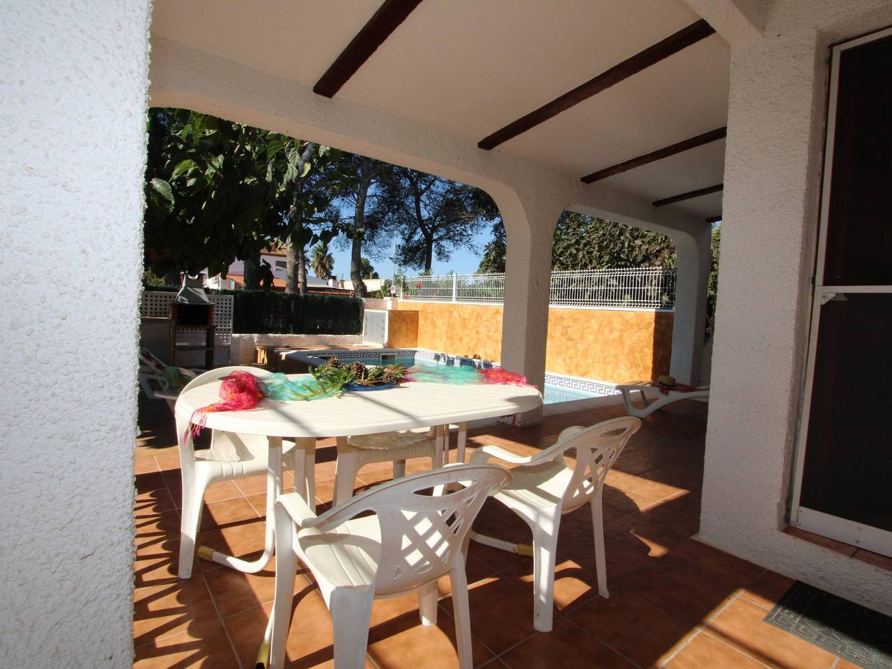 Maison de Vacances Idéale avec Wifi Gratuit, Clim en Option, Plage et Animaux Admis, Proche de la Mer in Riumar, Delta de l'Ebre