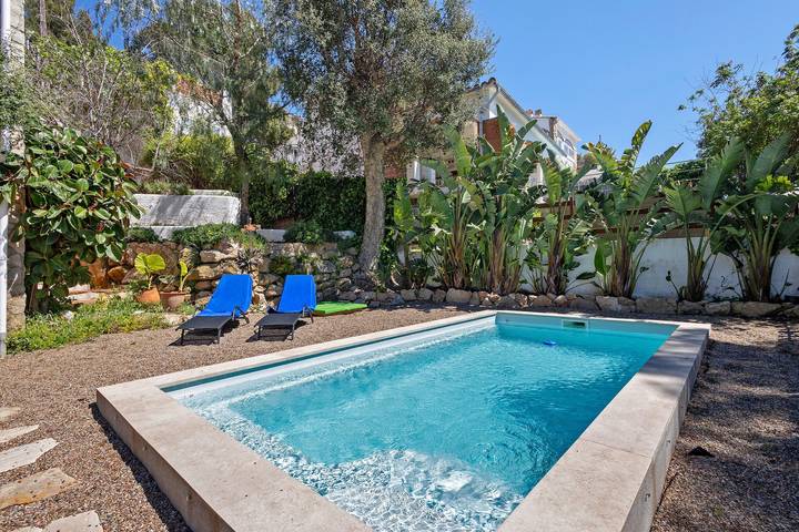 Retraite Enchantée en Forêt avec Piscine Privée in els Masos de Pals, Pals