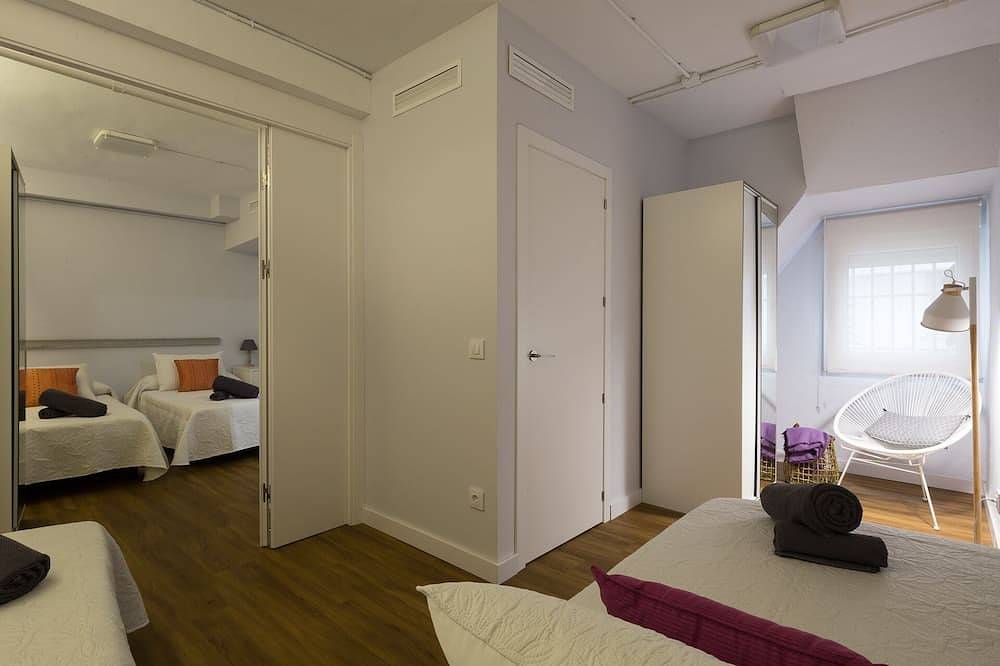 Ganze Wohnung, 1-bedroom for 4 guests, free parking in Los Remedios, Sevilla