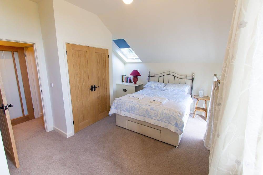 Old Dairy Cottage -  Self catering cottage in the heart of rural Wiltshire. Kennet Avon Canal Nearby in Wiltshire