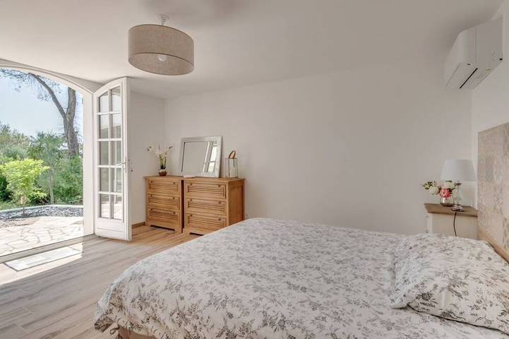 Location de vacances pour 2 personnes, avec jardin et balcon à Saint-Raphaël - 3