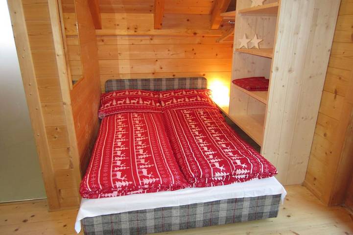Urige Hütte auf schneesicheren 1750m mit Sauna, direkt im Ski- & Wandergebiet! in Stadl-Predlitz, Turracher Höhe