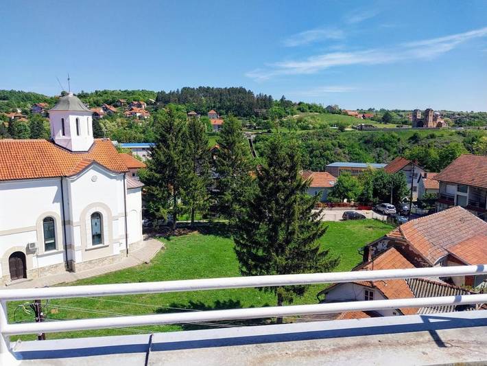 Gîte pour 2 personnes, avec vue et terrasse dans Kursumlija