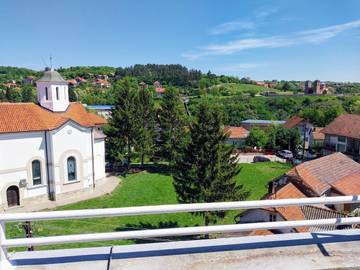 Gîte pour 2 personnes, avec terrasse et vue dans Kursumlija