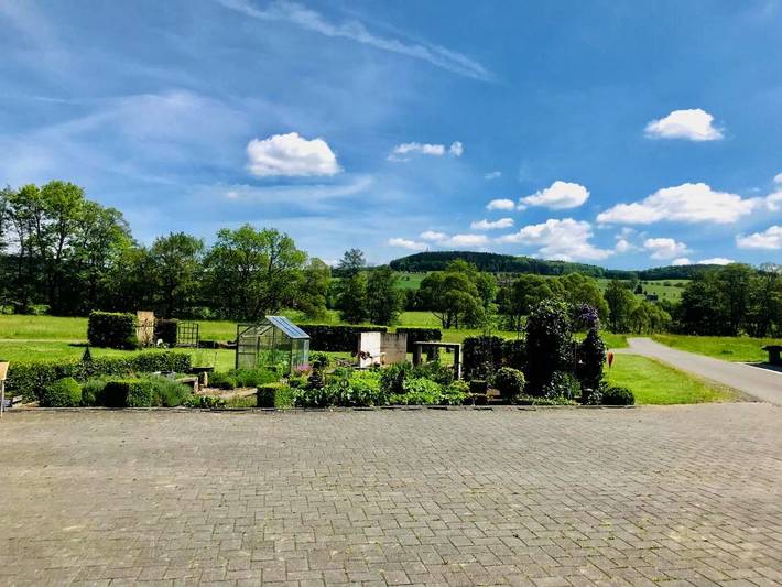 Ferienwohnung für 7 Personen, mit Ausblick und Sauna sowie Garten in Lahntal-Westerwald - 4