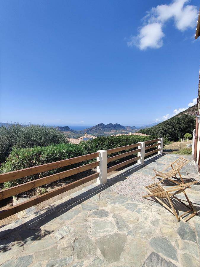 Location de vacances pour 7 personnes, avec vue et jardin à Poggio-d'Oletta - 3