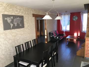 Gîte pour 6 personnes, avec jardin et terrasse dans Pougny