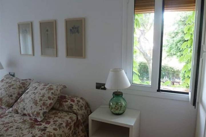 Location de vacances pour 8 personnes, avec terrasse et jardin, animaux acceptés à Premià de Mar - 3