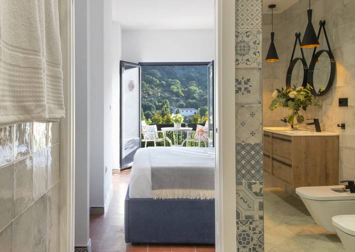 Location de vacances pour 8 personnes, avec jardin et piscine à Grazalema - 4