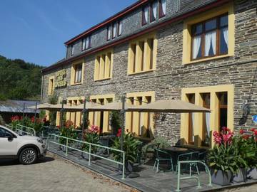 Hôtel pour 2 personnes, avec terrasse, animaux acceptés à Bertrix