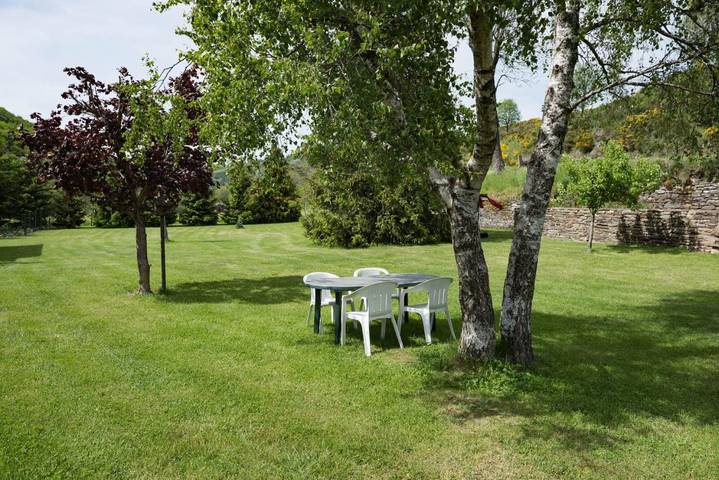 Location de vacances pour 2 personnes, avec terrasse à Le Bleymard - 3