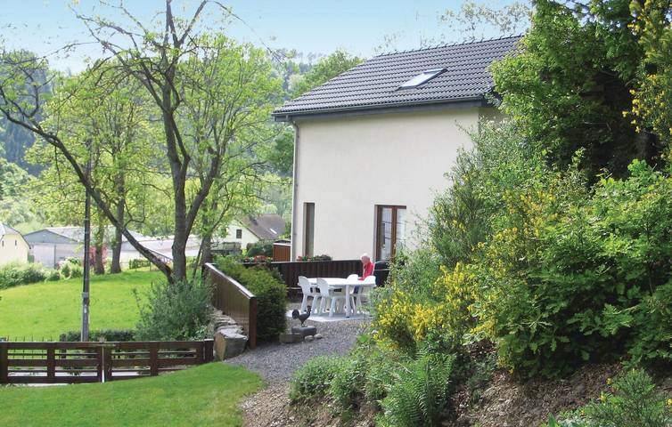 Location de vacances pour 5 personnes, avec terrasse ainsi que jardin et sauna à Burg-Reuland - 3