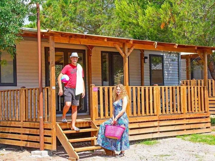 Camping voor 6 personen, met Terras en Zwembad in Le Dramont