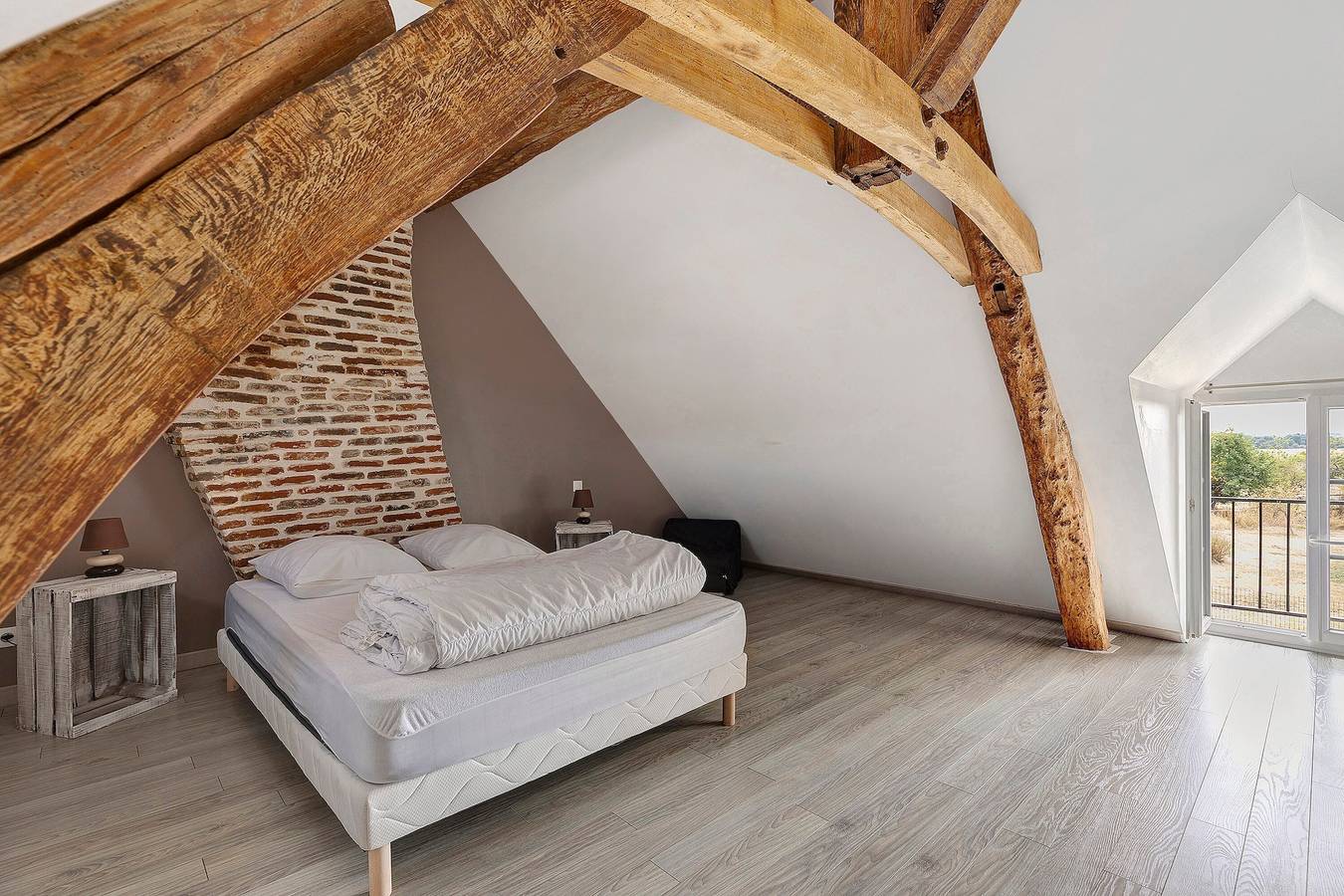 Charmante Maison de Campagne avec piscine partagée et Wi-Fi in Selles-sur-Cher, Région de Romorantin-Lanthenay