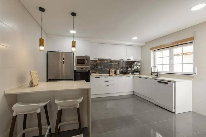 Casa rural para 10 personas, con jacuzzi y terraza en Peniche - 4